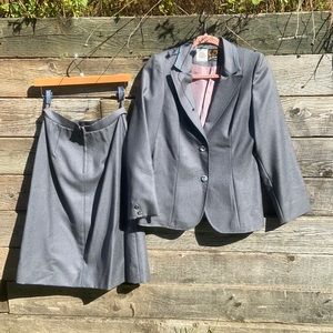 Vintage 100% virgin wool skirt set